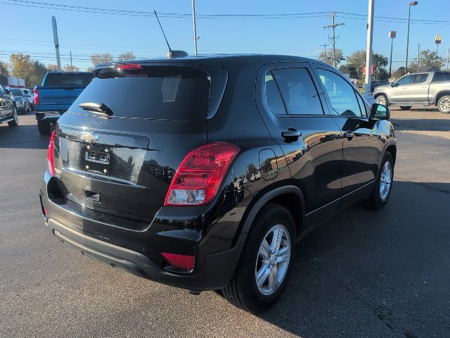 Used 2020 Chevrolet Trax LS w/ Tint and Cruise Package FWD image 7