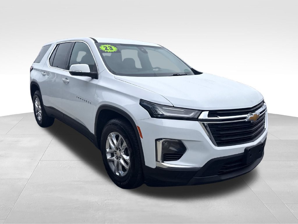 Used 2023 Chevrolet Traverse LS FWD image 8