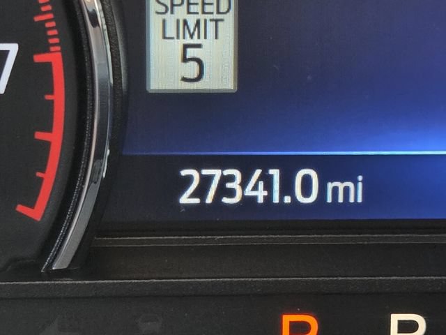 Used 2023 Ford Explorer ST-Line w/ Class IV Trailer Tow Package RWD image 22