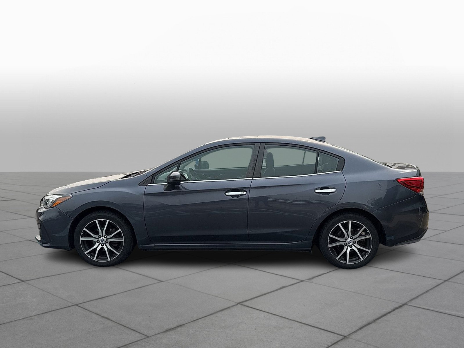 Used 2017 Subaru Impreza 2.0i Limited AWD/4WD image 4