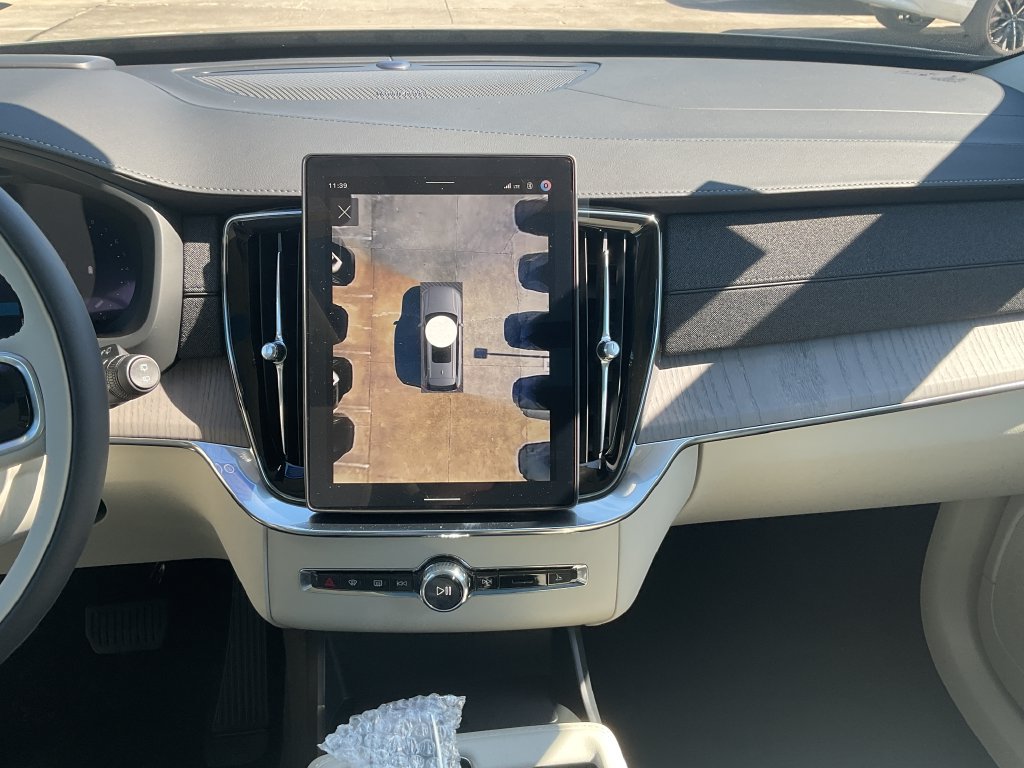 New 2027 Volvo XC90 B6 Ultra AWD/4WD image 27