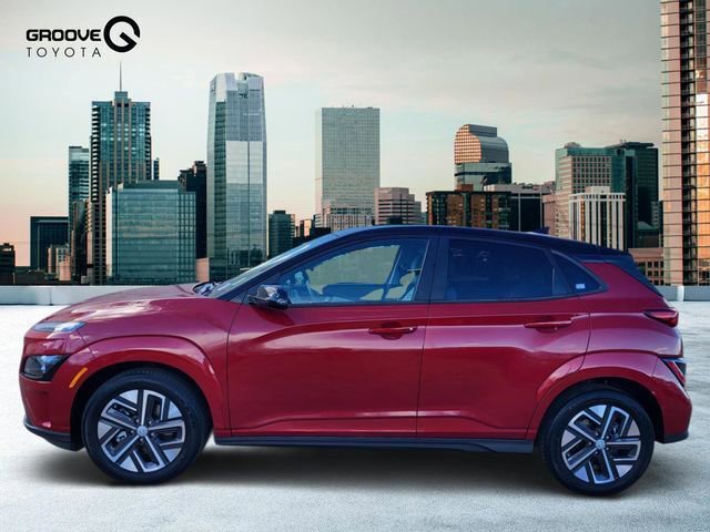 Used 2023 Hyundai Kona SE w/ Cargo Package image 2