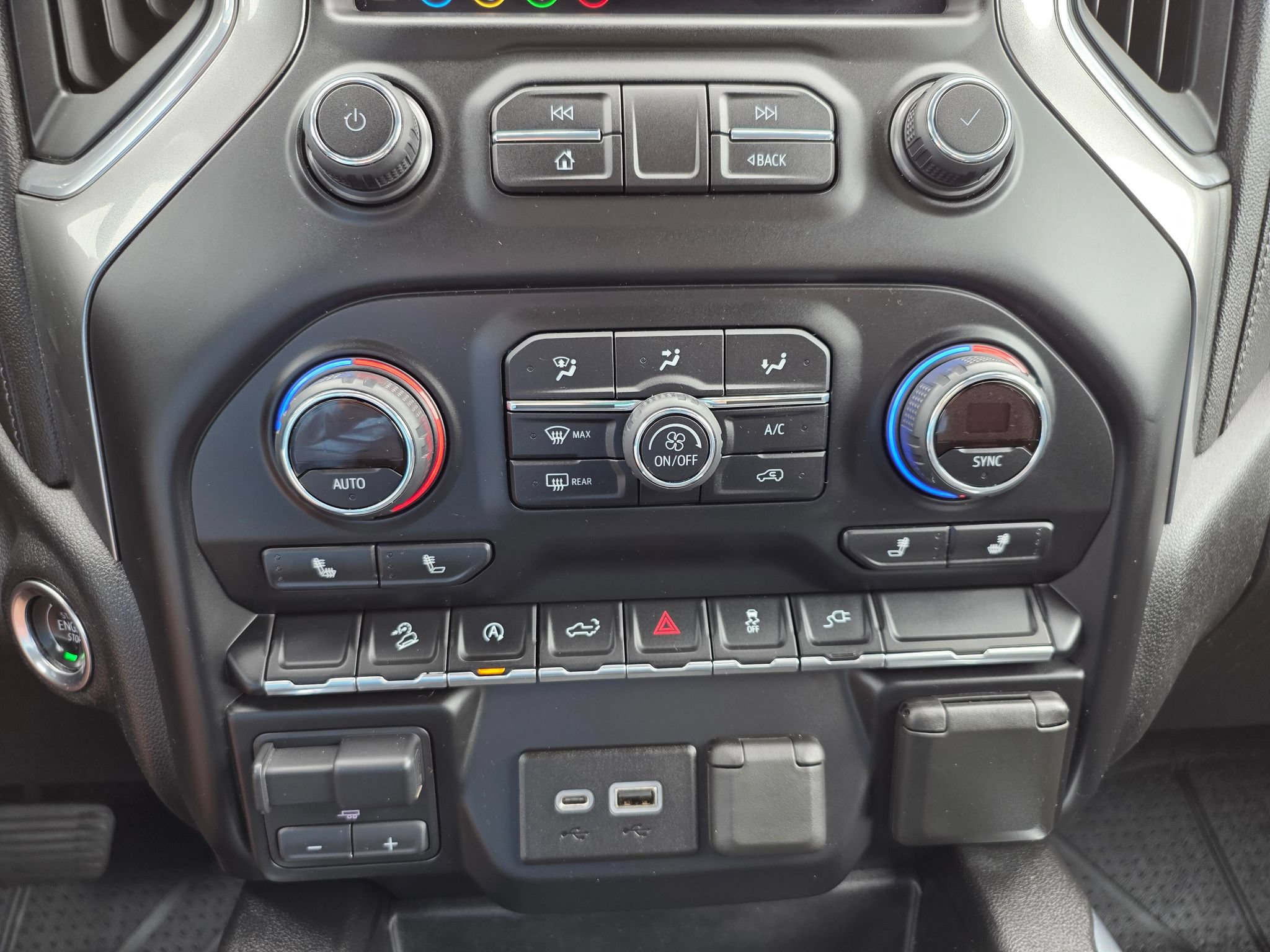 Used 2019 Chevrolet Silverado 1500 RST w/ All-Star Edition AWD/4WD image 18