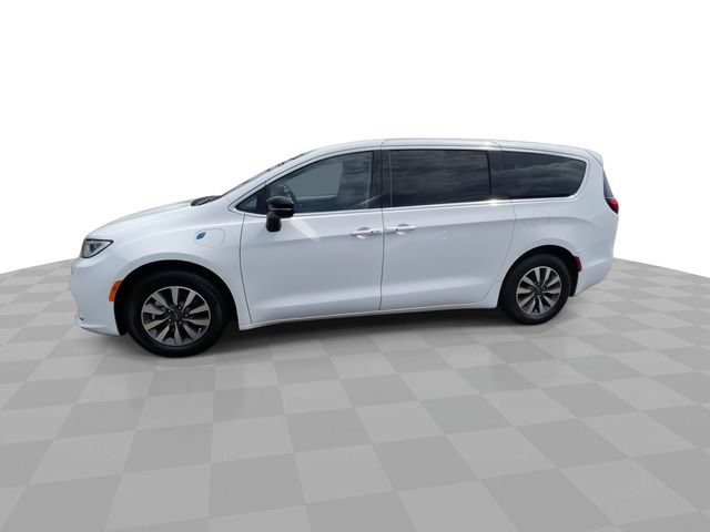 Used 2024 Chrysler Pacifica Limited FWD image 7