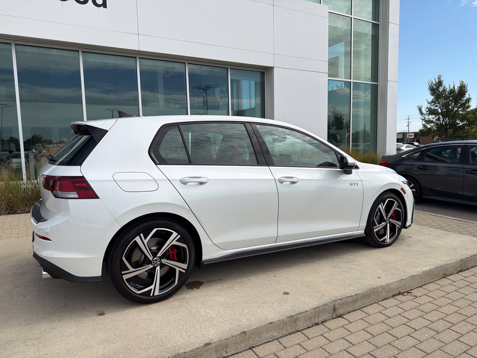 New 2026 Volkswagen GTI SE FWD image 56