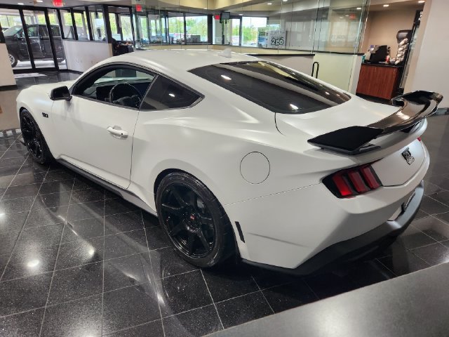 Used 2024 Ford Mustang GT Premium RWD image 2