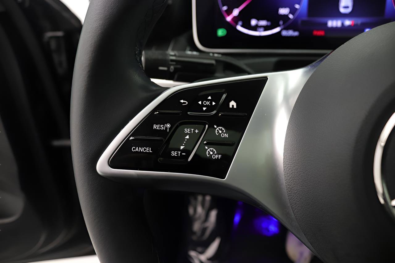 Certified 2023 Mercedes-Benz C 300 Sedan image 10