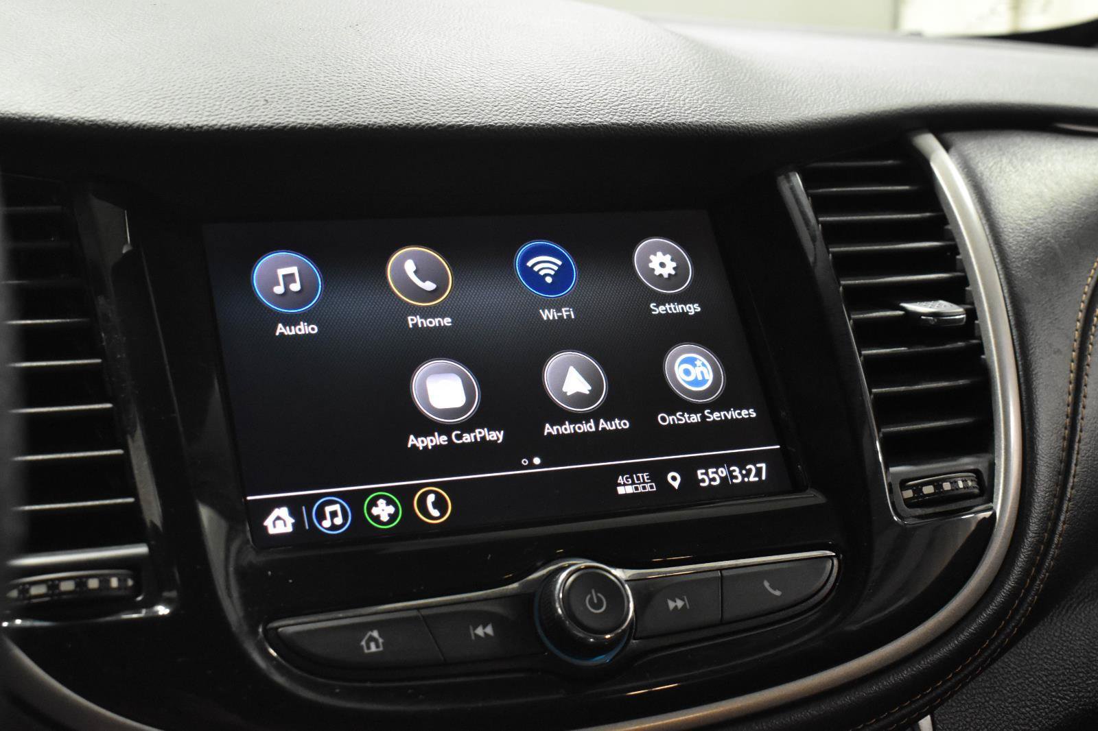 Used 2020 Chevrolet Trax LT FWD image 16