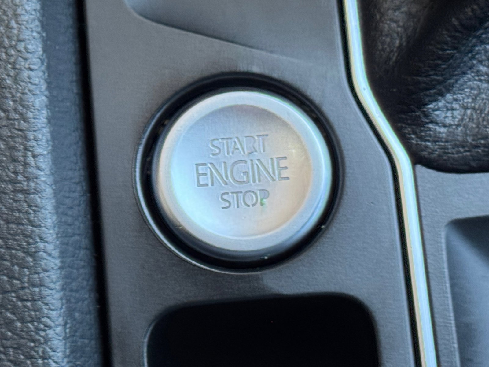 Used 2019 Volkswagen Atlas SE FWD image 20