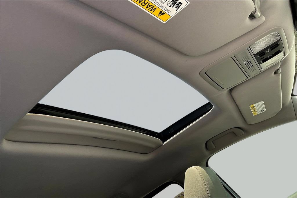 Used 2021 Honda Odyssey EX-L image 31