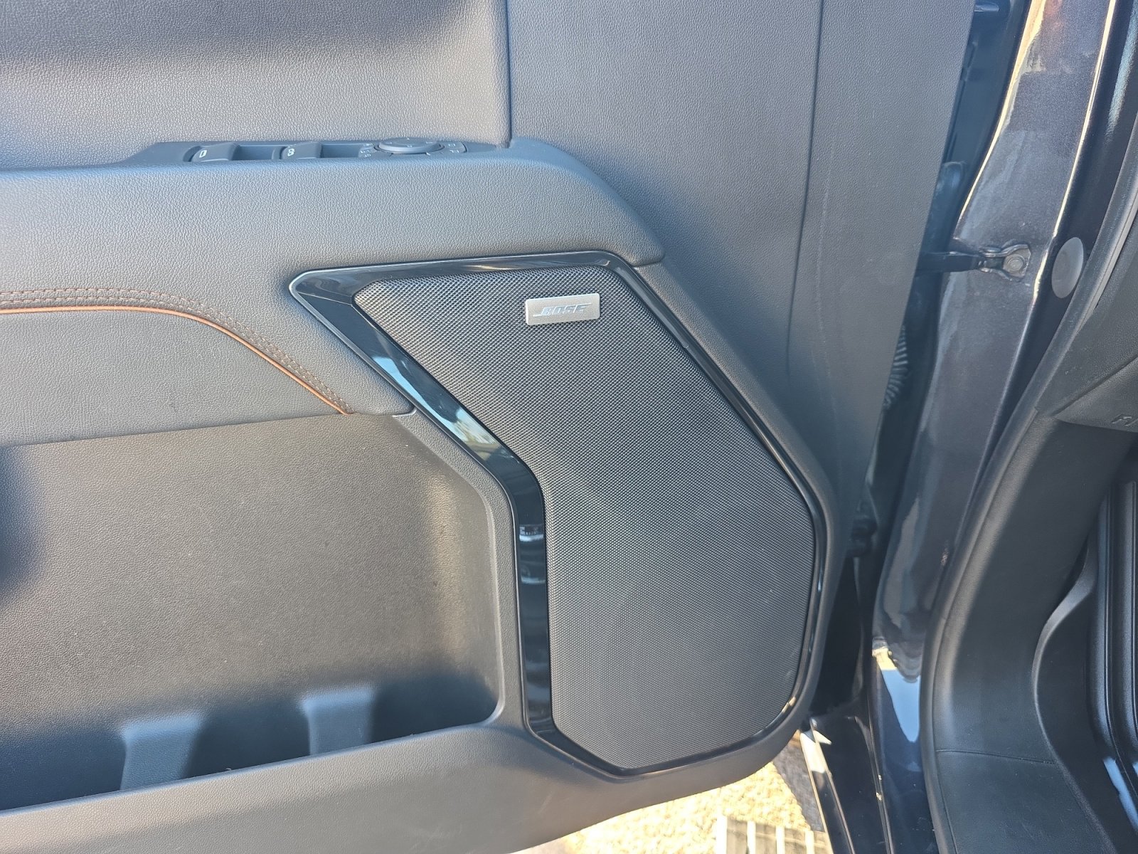 Used 2024 GMC Sierra 2500 AT4 w/ AT4 Premium Plus Package image 27