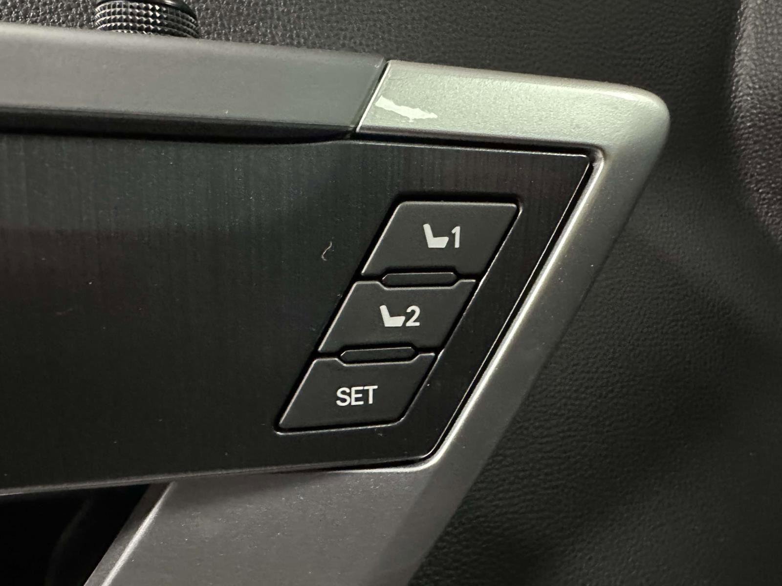 New 2025 Toyota Tundra Platinum AWD/4WD image 16