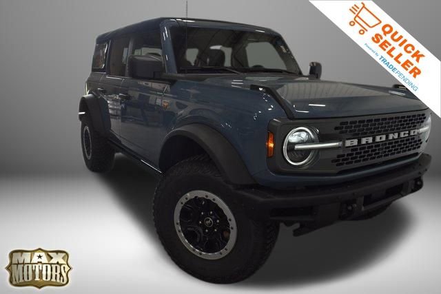New 2024 Ford Bronco Badlands w/ Sasquatch Package image 1