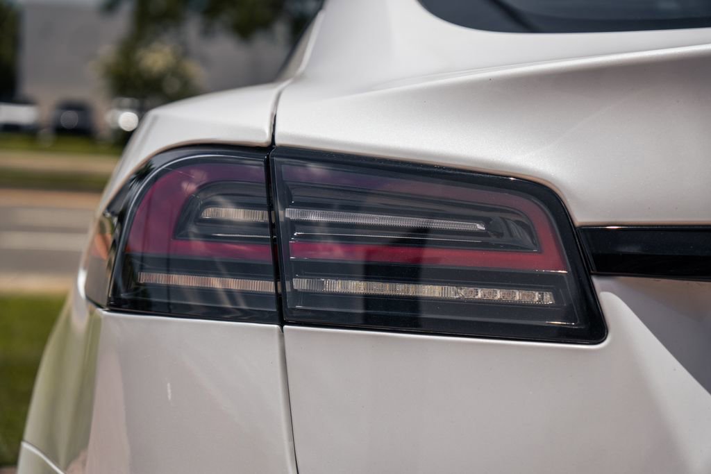 Used 2023 Tesla Model S AWD/4WD image 11