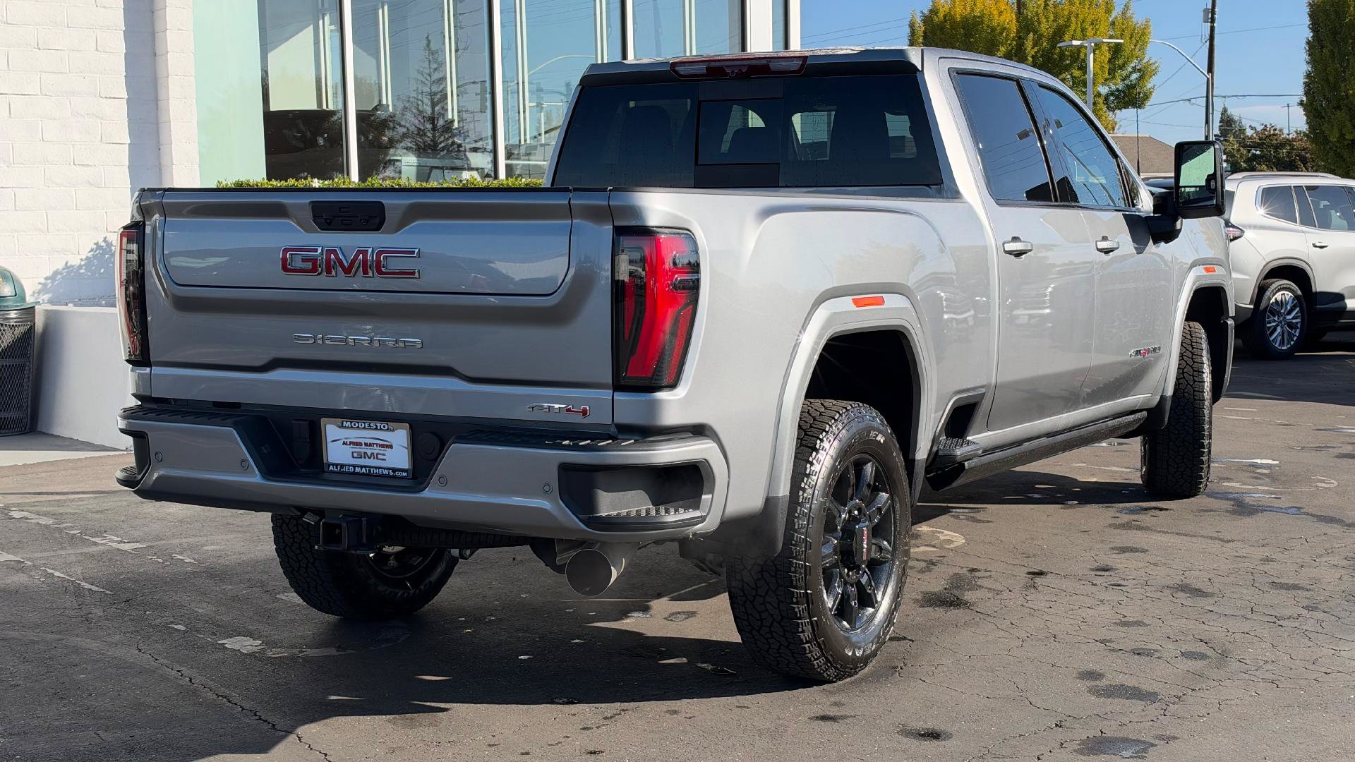 New 2026 GMC Sierra 2500 AT4 w/ AT4 Premium Plus Package AWD/4WD image 6