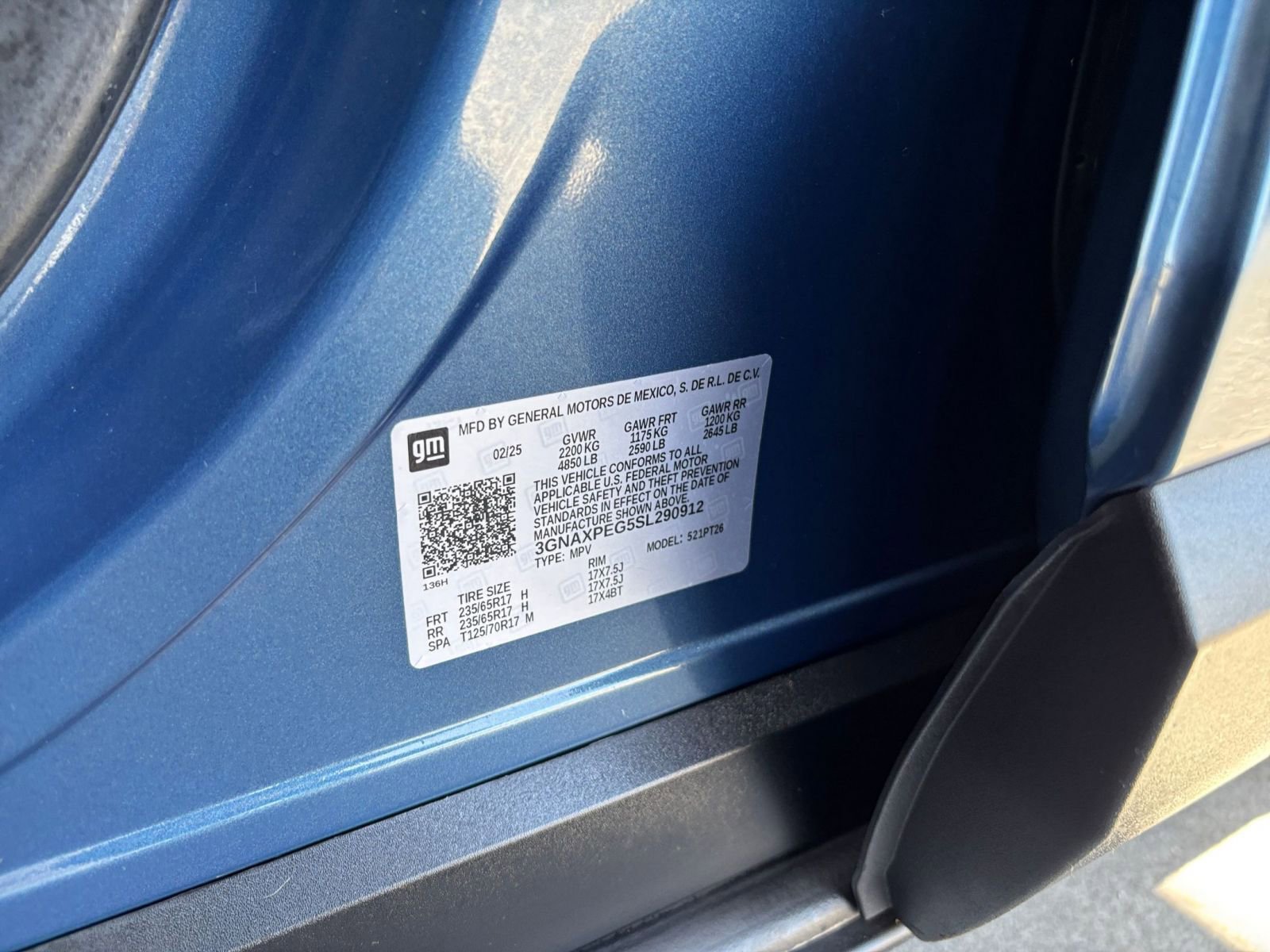 Used 2025 Chevrolet Equinox LT AWD/4WD image 29