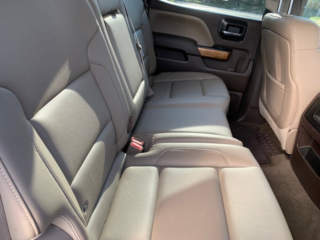 Used 2015 Chevrolet Silverado 1500 LTZ w/ LTZ Plus Package AWD/4WD image 19