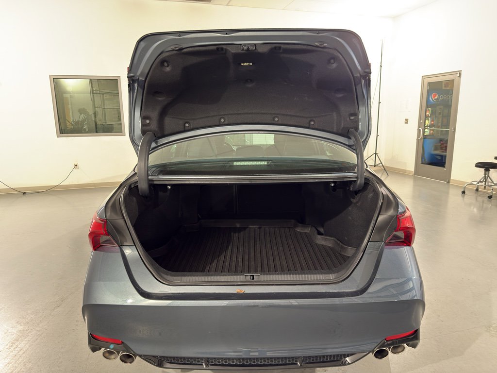 Used 2019 Toyota Avalon Touring image 9