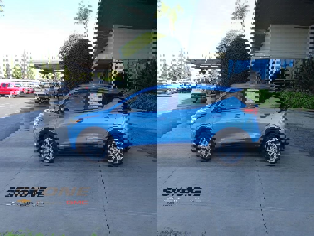 New 2027 Chevrolet Bolt LT w/ Comfort Package image 5