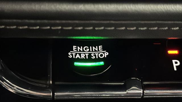 Used 2022 Lincoln Nautilus Reserve AWD/4WD image 22