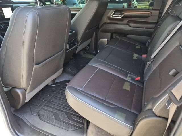 Used 2024 GMC Sierra 3500 Denali w/ Denali Reserve Package AWD/4WD image 13