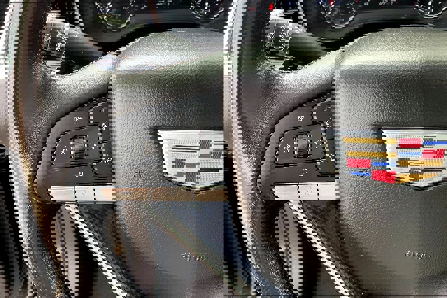 Used 2023 Cadillac XT6 Premium Luxury image 20