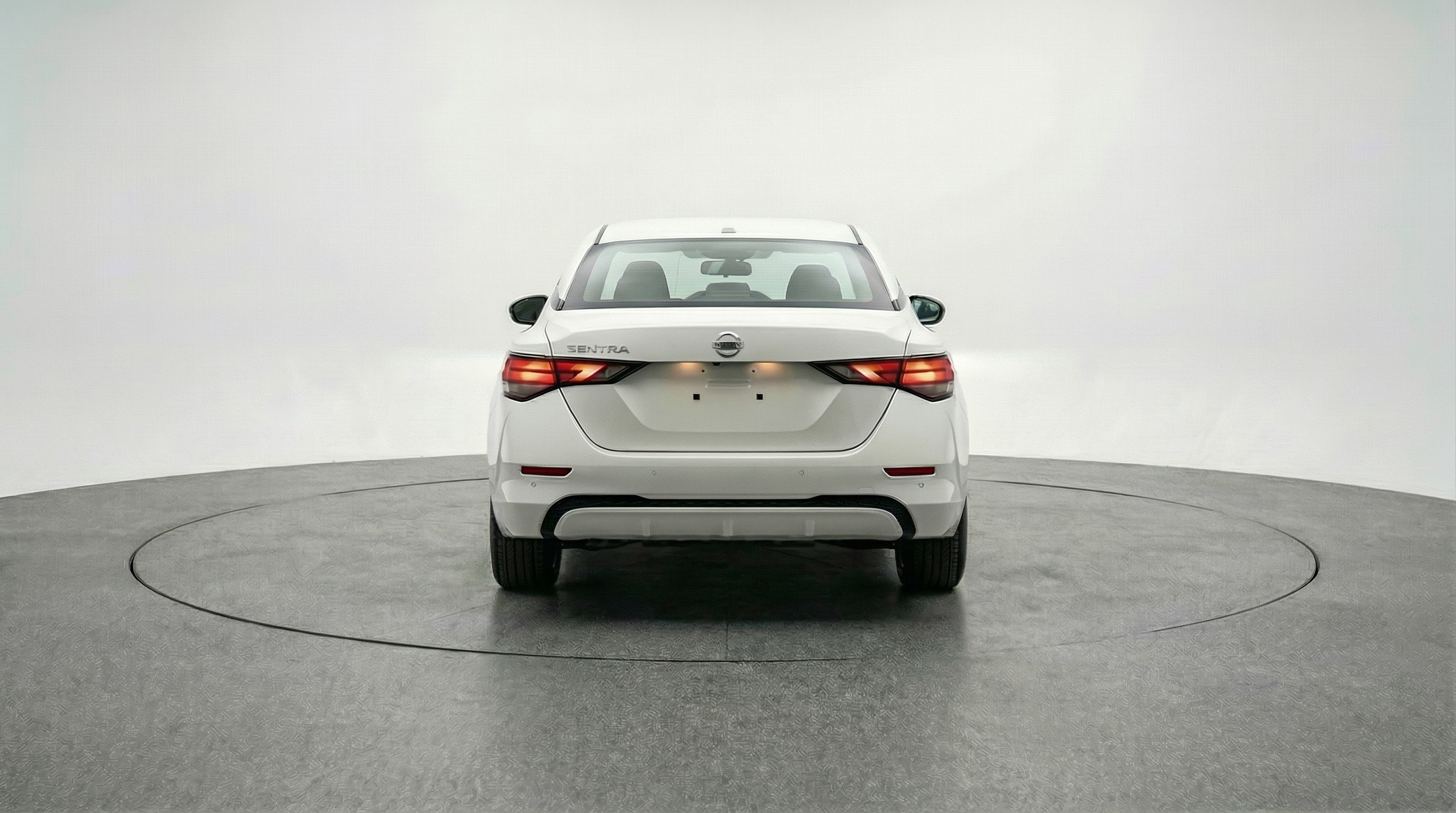Used 2025 Nissan Sentra SV image 7