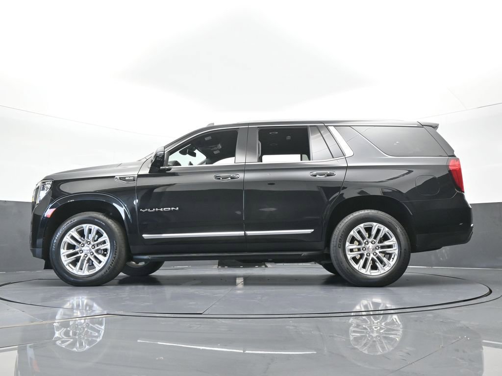 Used 2024 GMC Yukon SLT w/ SLT Luxury Package image 70