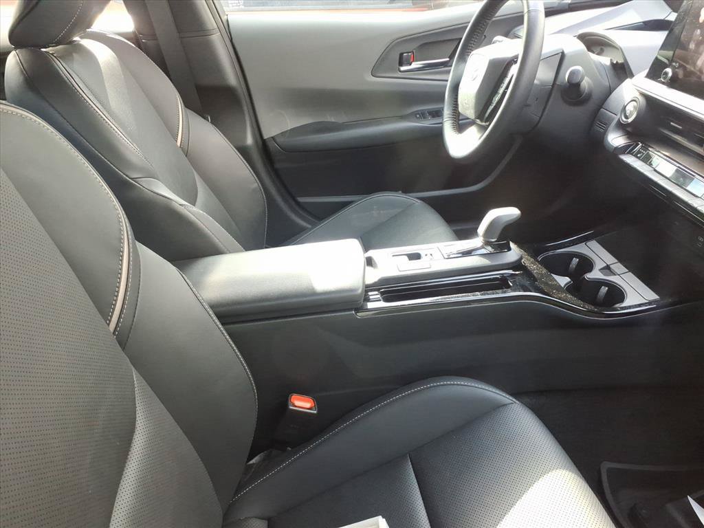 Certified 2023 Toyota Prius XLE FWD image 13