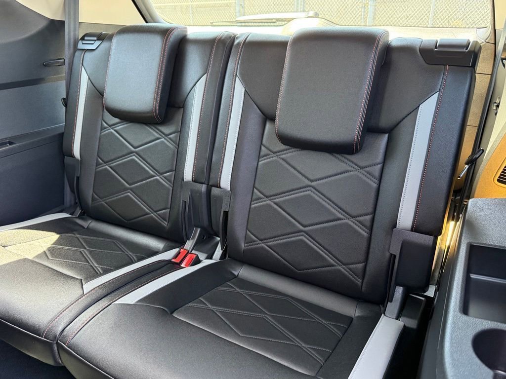 New 2026 Volkswagen Atlas Peak Edition AWD/4WD image 26