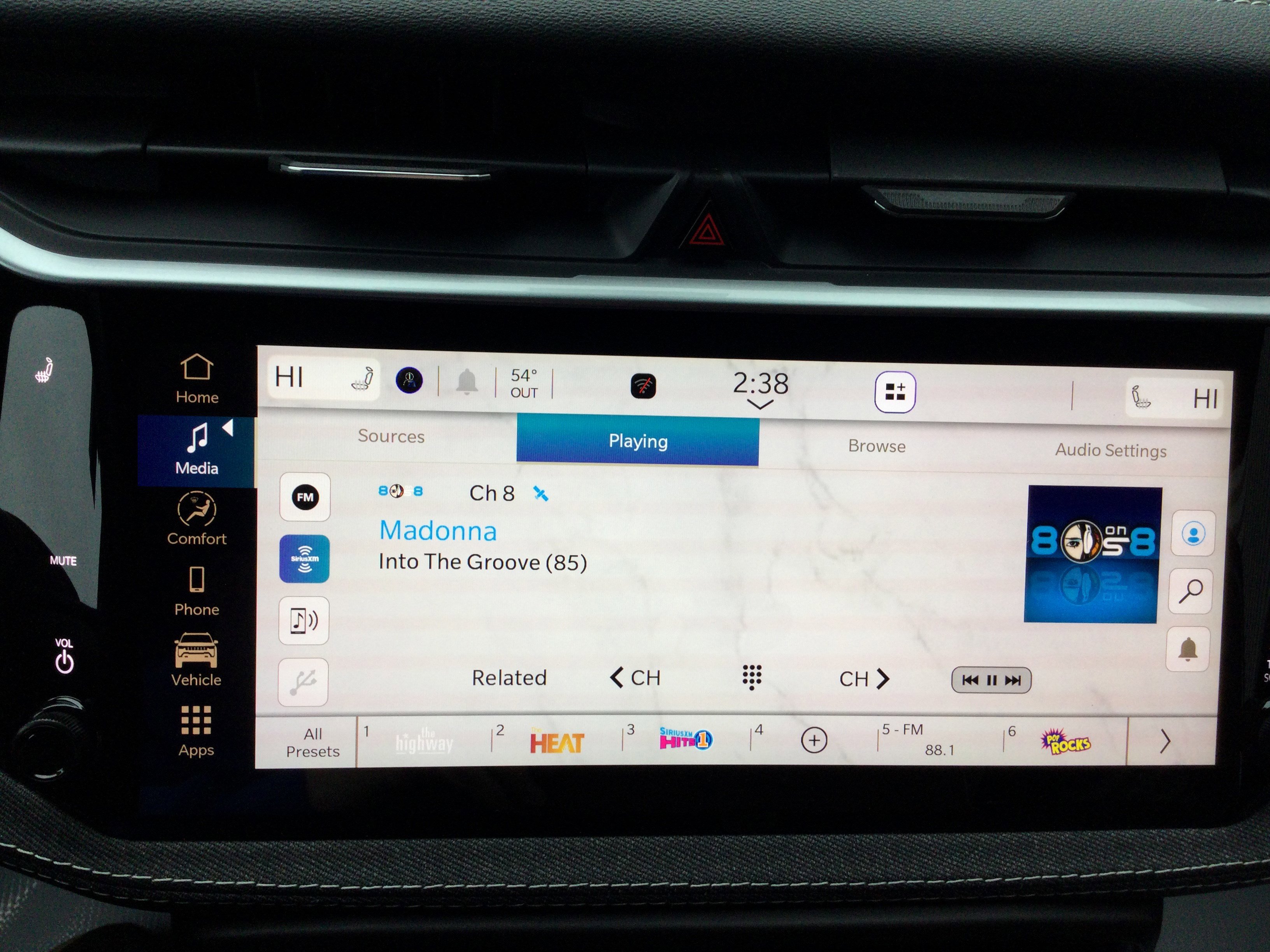 New 2026 Jeep Cherokee Laredo image 10