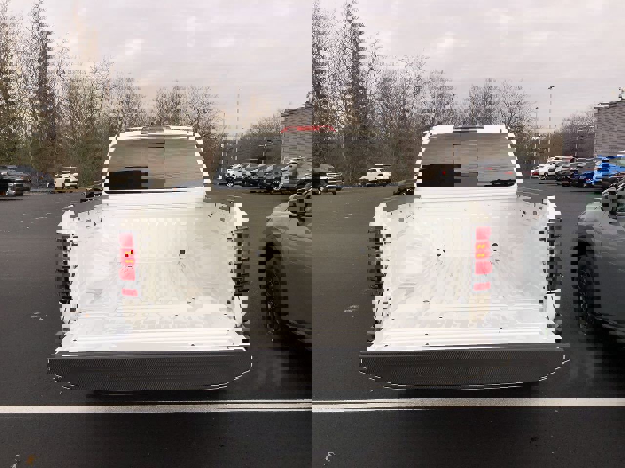 New 2026 Nissan Frontier S image 17