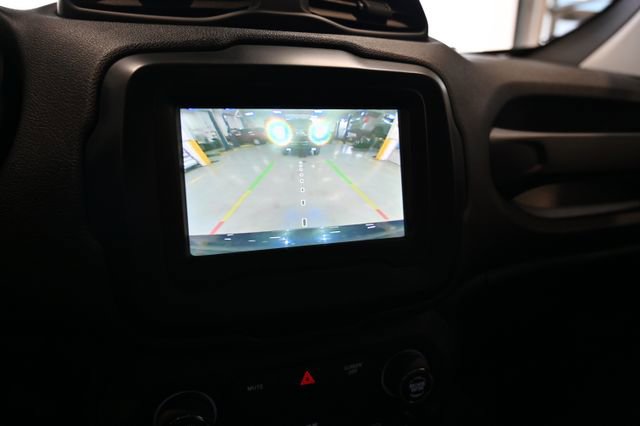 Used 2019 Jeep Renegade Limited w/ LED Lighting Group AWD/4WD image 16