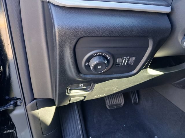 New 2025 Jeep Grand Cherokee Limited w/ Luxury Tech Group II AWD/4WD image 25