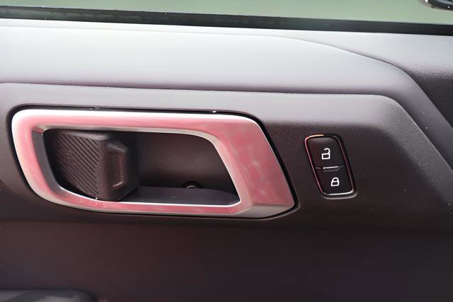 New 2026 Ford Bronco Raptor image 18