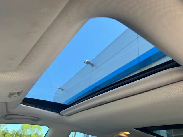 Used 2019 Nissan Pathfinder Platinum FWD image 7