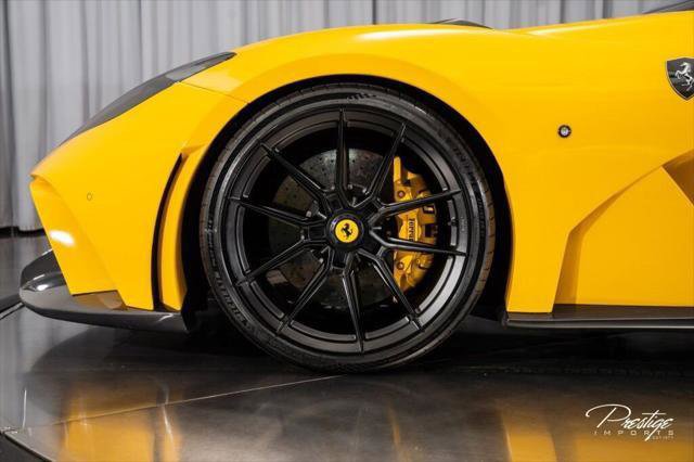 Used 2018 Ferrari 812 Superfast RWD image 20