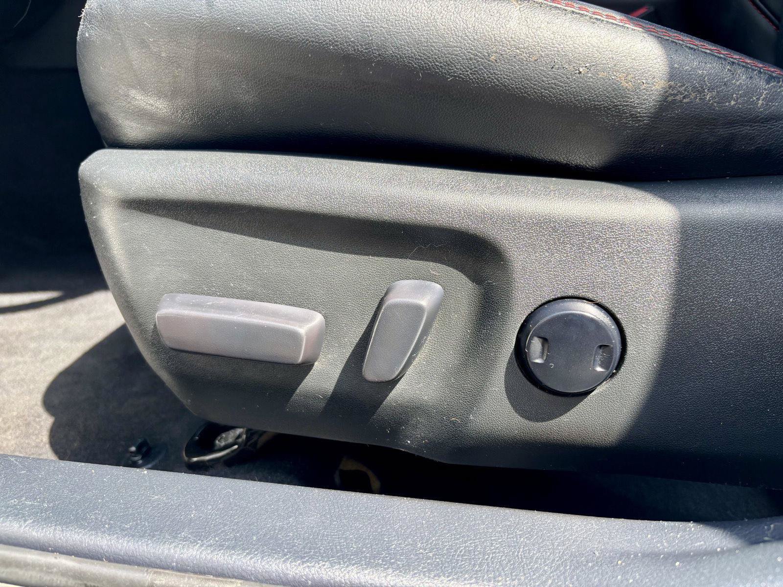 Used 2017 Toyota Camry SE FWD image 22