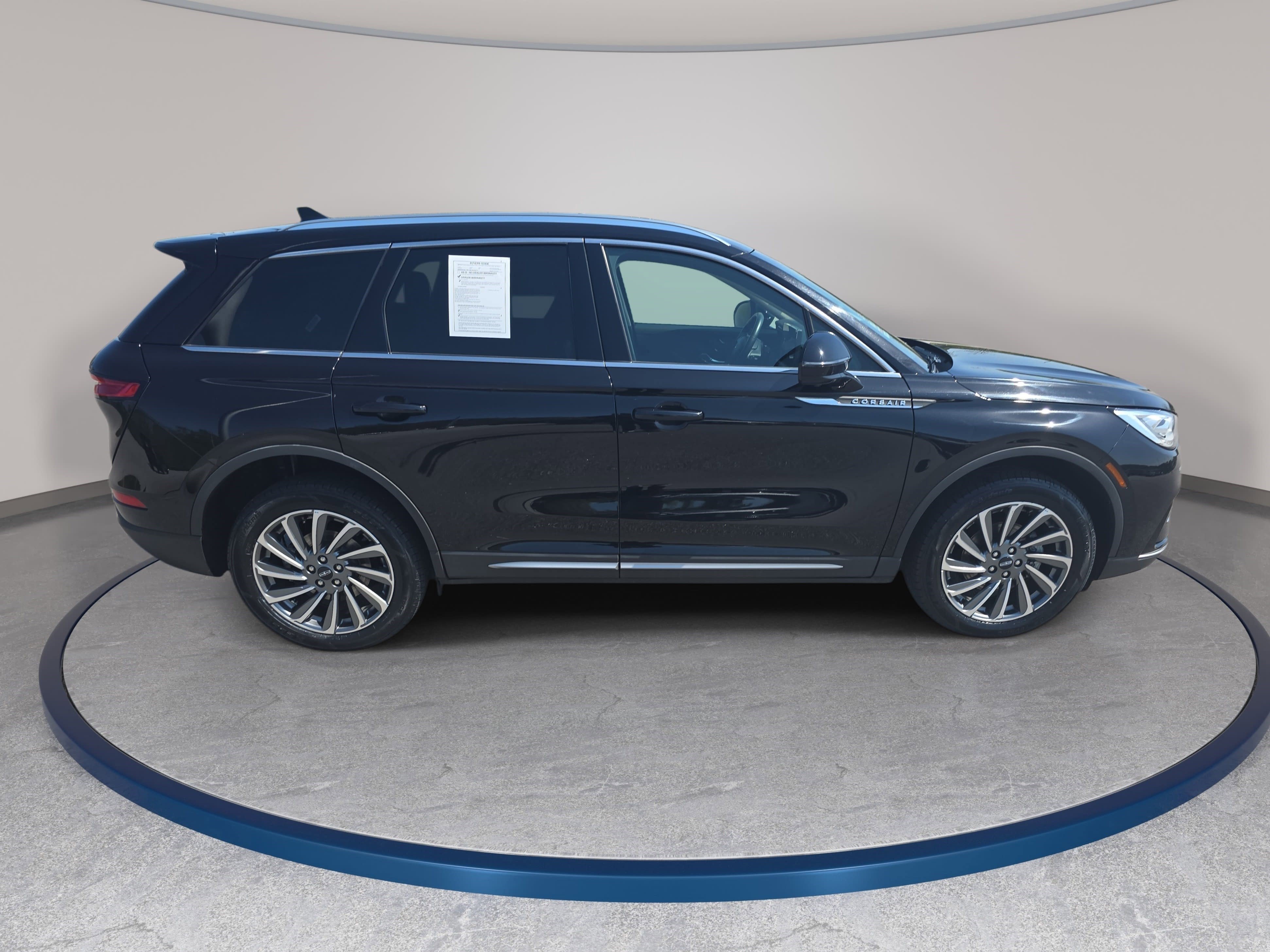 Certified 2024 Lincoln Corsair Reserve w/ Equipment Group 201A image 4