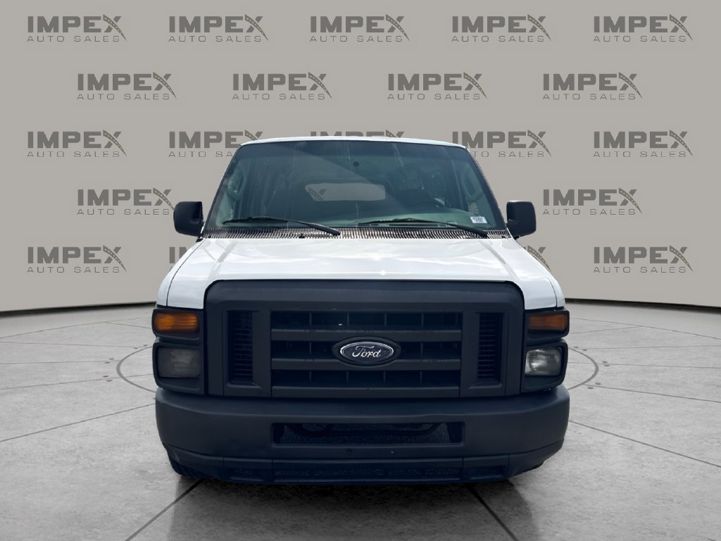 Used 2008 Ford E-350 and Econoline 350 XLT RWD image 5