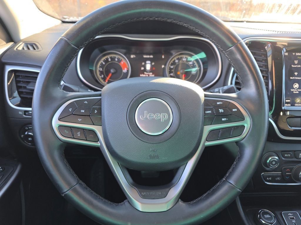 Used 2019 Jeep Cherokee Limited image 21