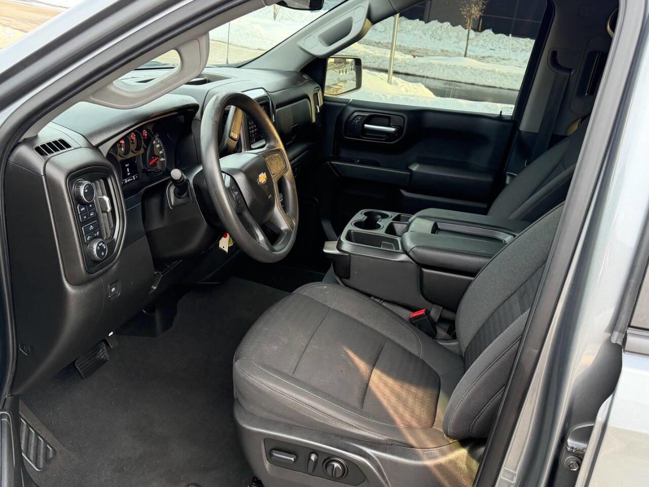 Used 2022 Chevrolet Silverado 1500 Custom image 9