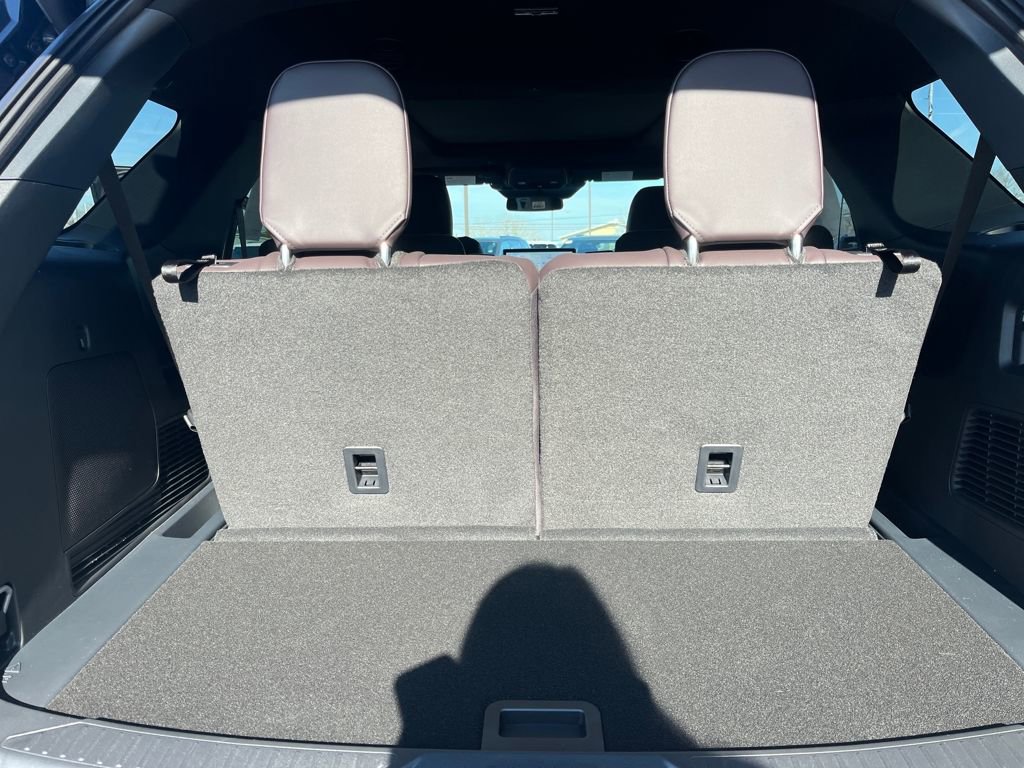 New 2026 Ford Explorer Platinum w/ LUX Leather Package image 27
