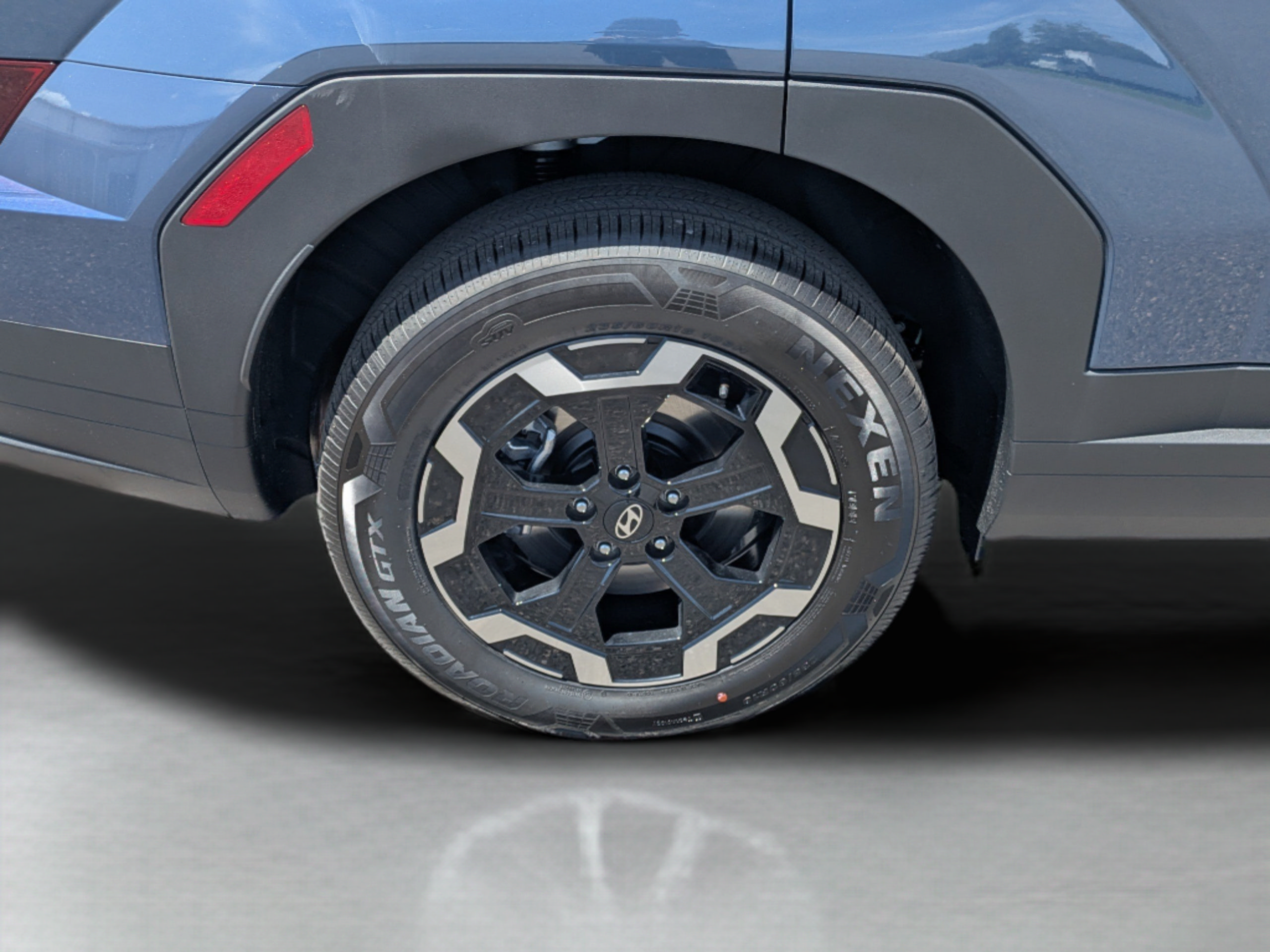 New 2027 Hyundai Santa Fe SEL FWD image 14
