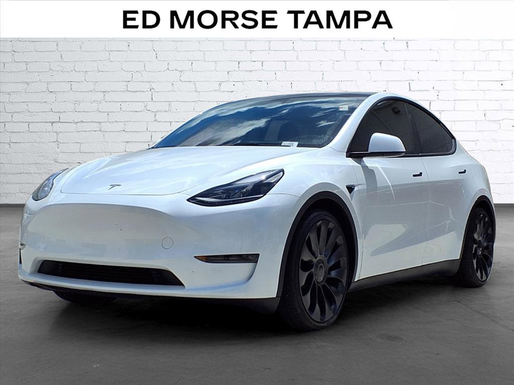 Used 2024 Tesla Model Y Performance AWD/4WD image 1
