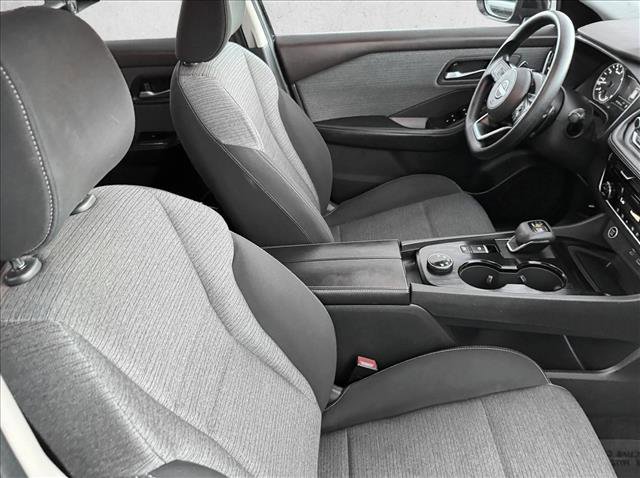 Used 2022 Nissan Rogue SV image 19