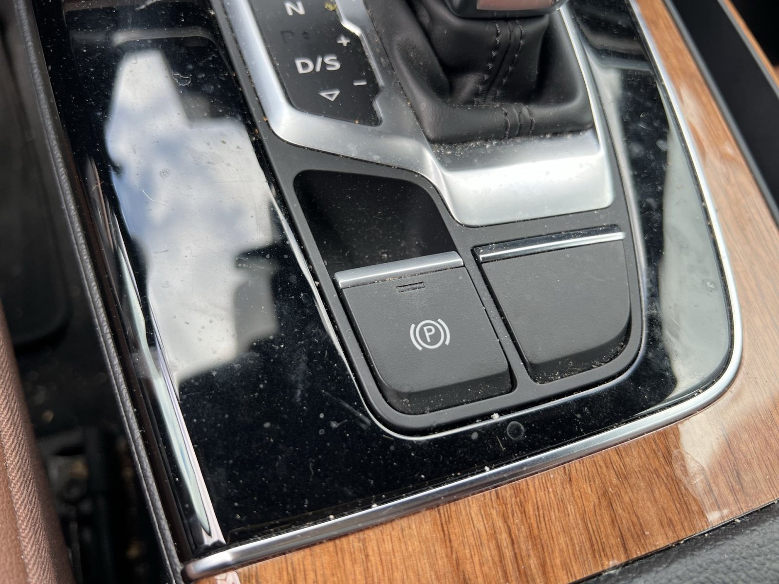 Used 2021 Audi Q5 e Premium w/ Convenience Package AWD/4WD image 30
