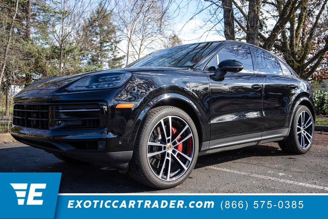Used 2024 Porsche Cayenne S AWD/4WD image 1