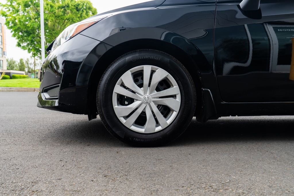 Used 2024 Nissan Versa S w/ Trunk Package FWD image 7