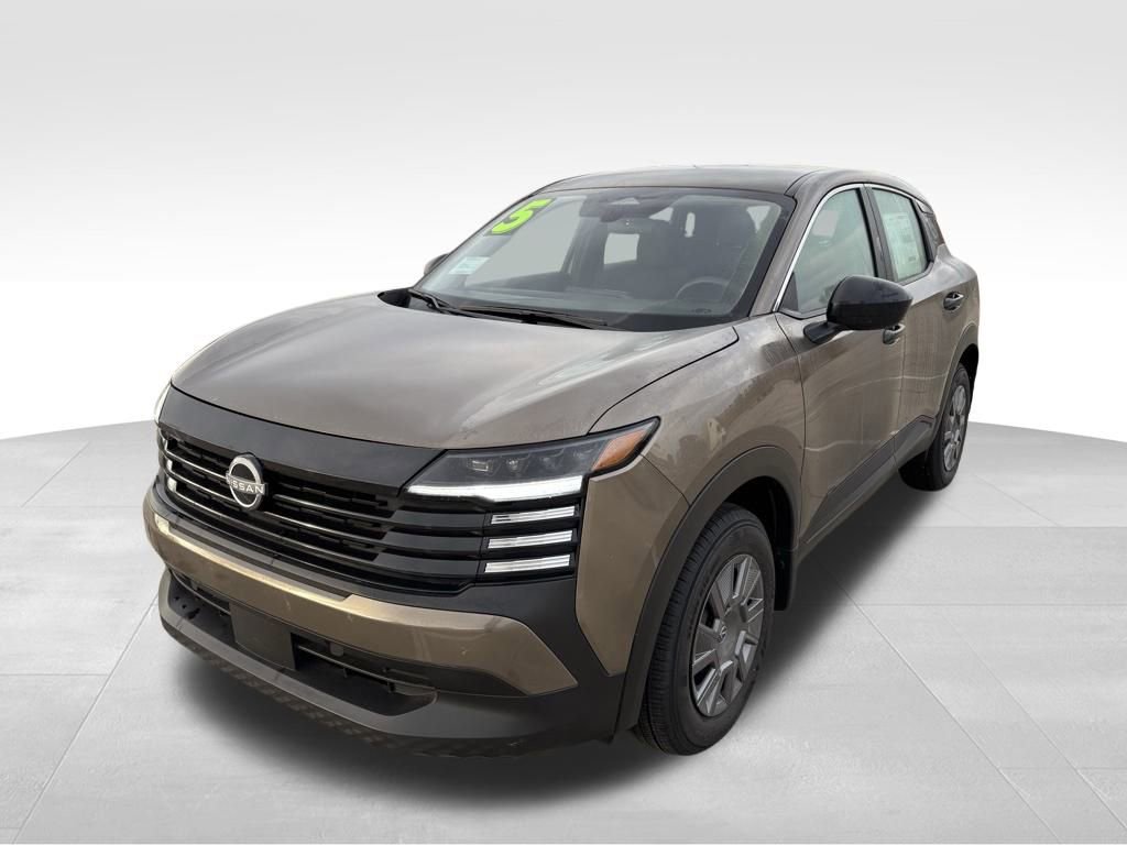 Used 2025 Nissan Kicks S image 3